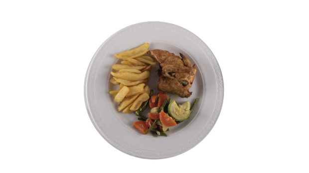 pollo asado con papas fritas