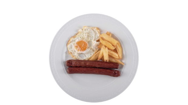 salchichas papas fritas y huevos