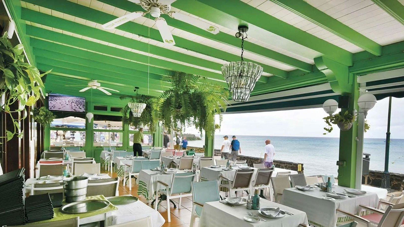 Restaurant dining area