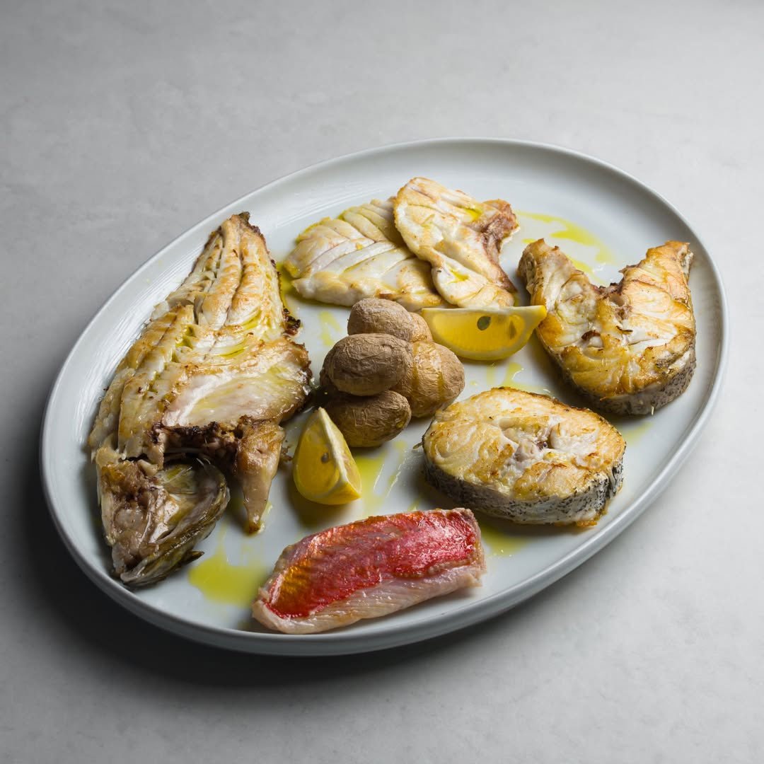 Parrillada de pescado fresco